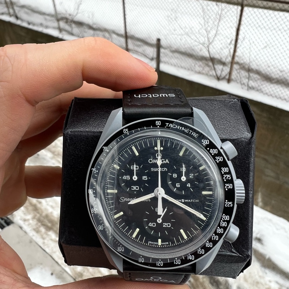 Swatch x Omega Moonswatch Mission To The Moon - Picture 4 of 6